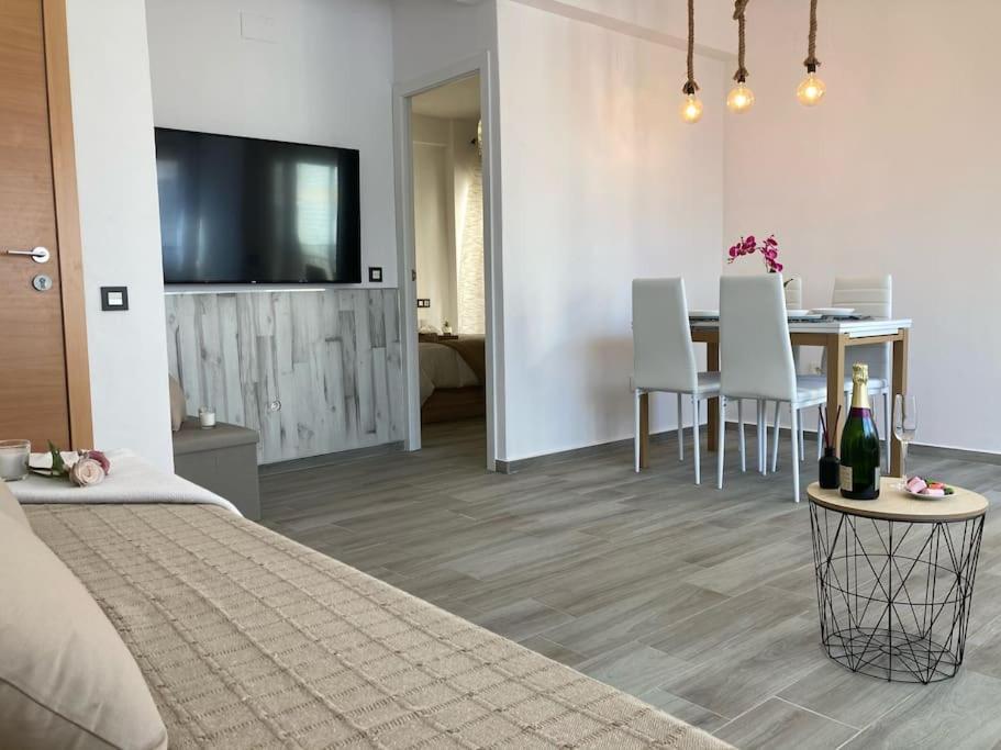 Coqueto Apartamento De Playa Con Piscina Y Terraza Valenza Esterno foto