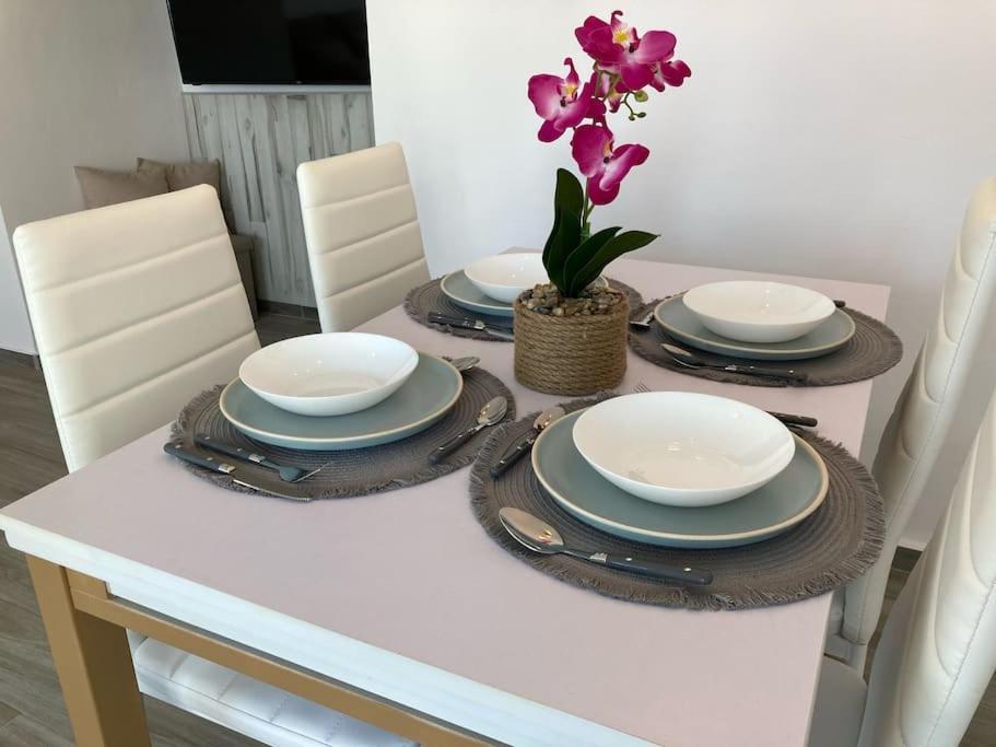 Coqueto Apartamento De Playa Con Piscina Y Terraza Valenza Esterno foto
